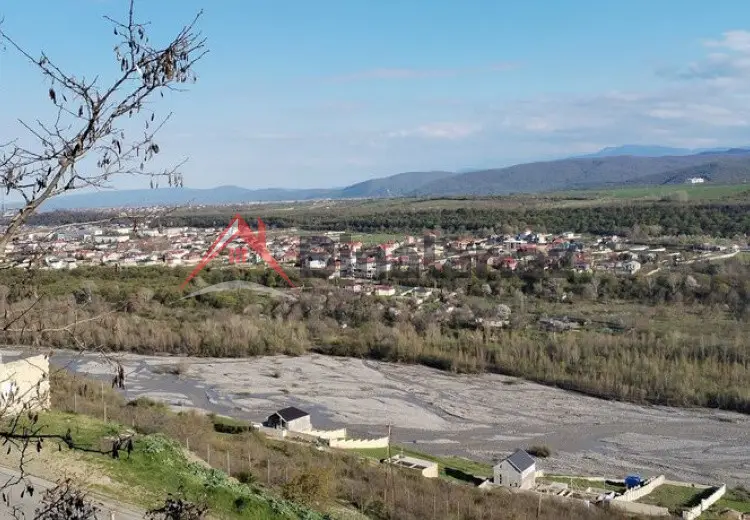 100 sot Torpaq Satılır, Quba