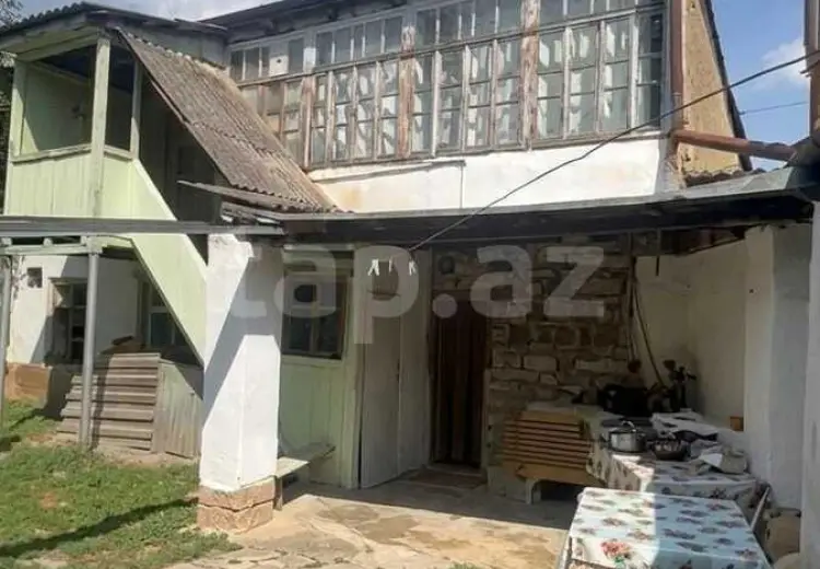 7 otaqlı mənzil , Quba