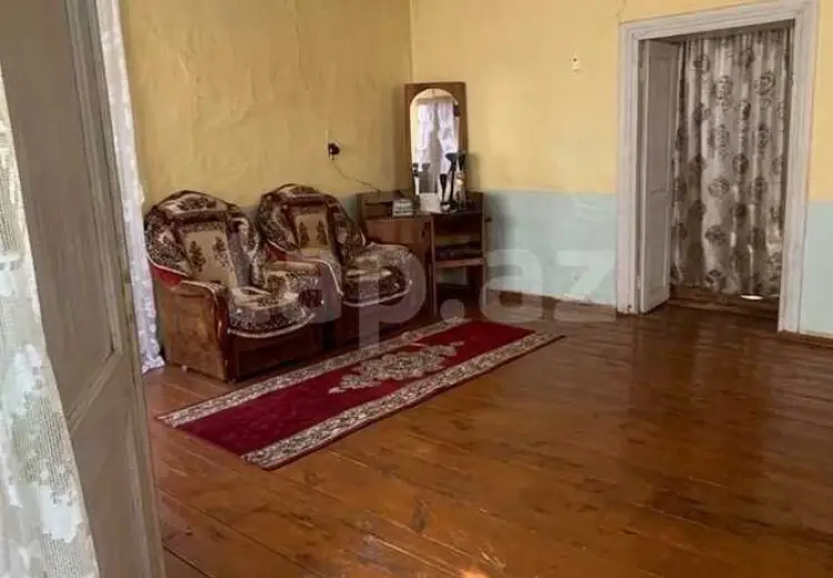 7 otaqlı mənzil , Quba