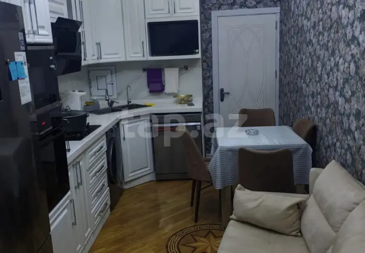 3 otaqlı mənzil , Xırdalan
