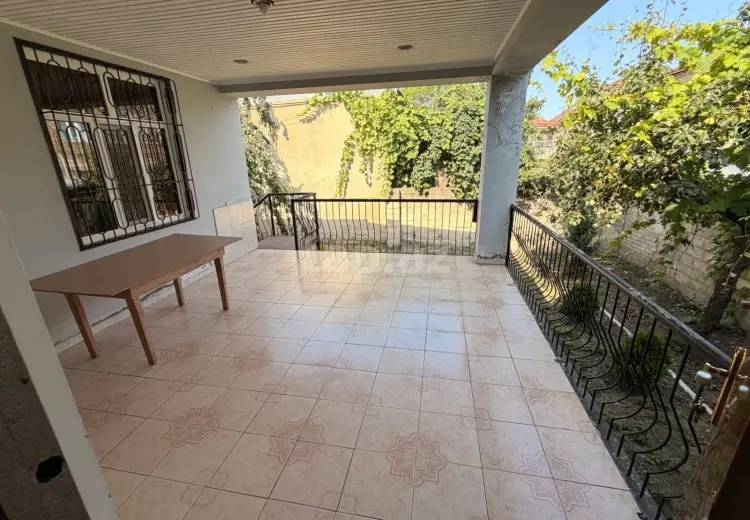4 otaqlı mənzil , Quba