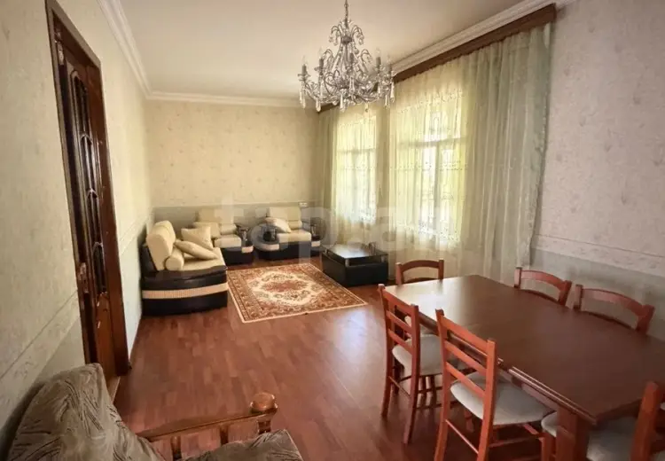 4 otaqlı mənzil , Quba