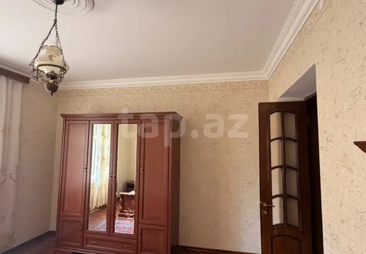 4 otaqlı mənzil , Quba