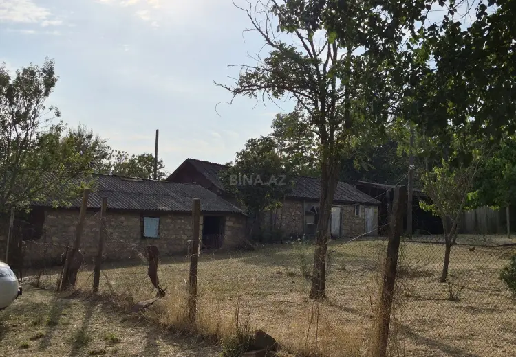 6 otaqlı mənzil Satılır, Şamaxı