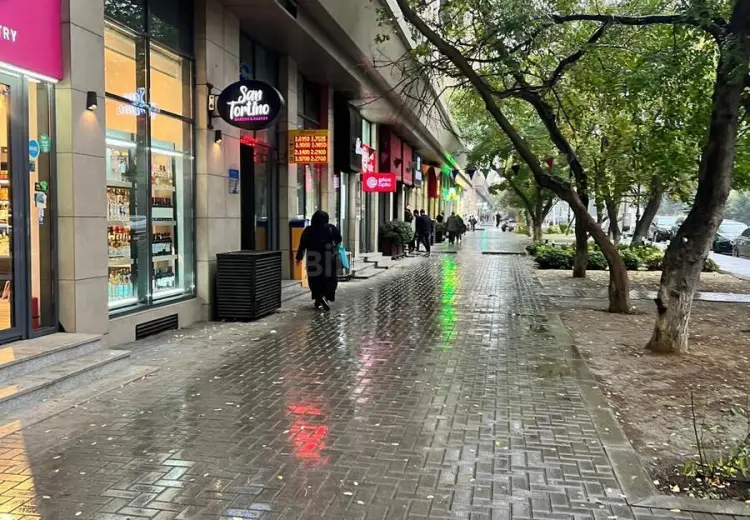 560 m² Obyekt / Ofis Satılır, Nərimanov, Bakı