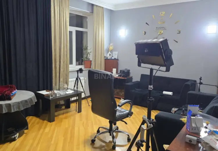 250 m² Obyekt / Ofis Kirayə (aylıq), Nərimanov, Bakı
