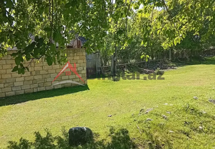 38 sot Torpaq Satılır, Oğuz