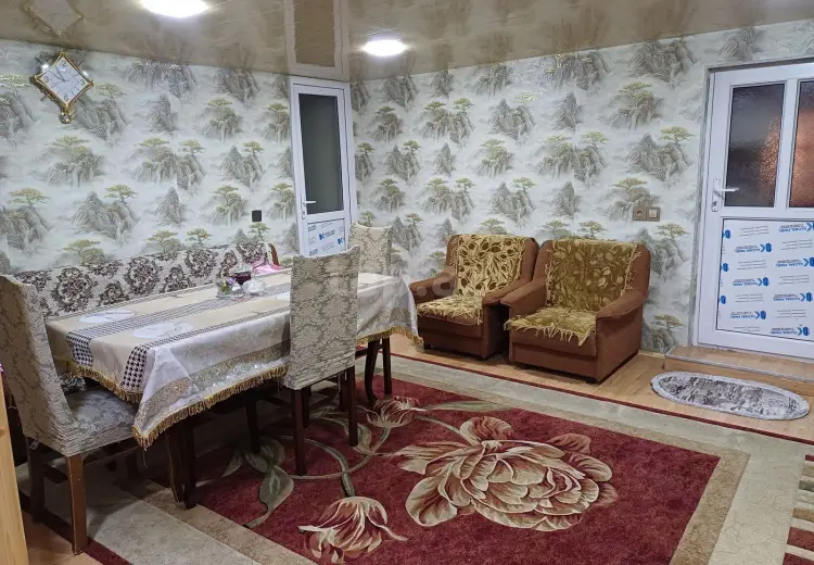 8 otaqlı mənzil , Gədəbəy