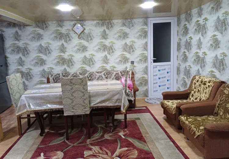 8 otaqlı mənzil , Gədəbəy