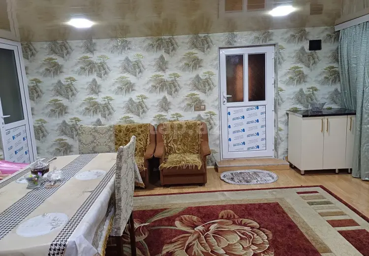 8 otaqlı mənzil , Gədəbəy