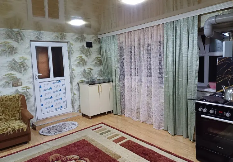 8 otaqlı mənzil , Gədəbəy