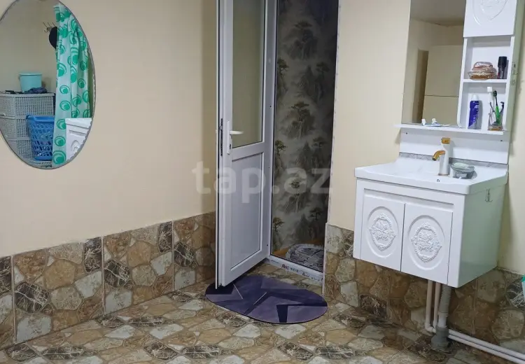 8 otaqlı mənzil , Gədəbəy