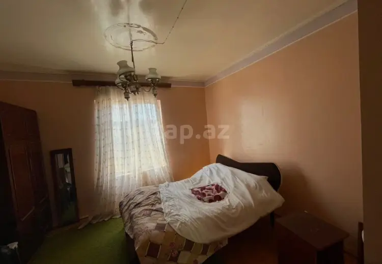6 otaqlı mənzil , Bakı