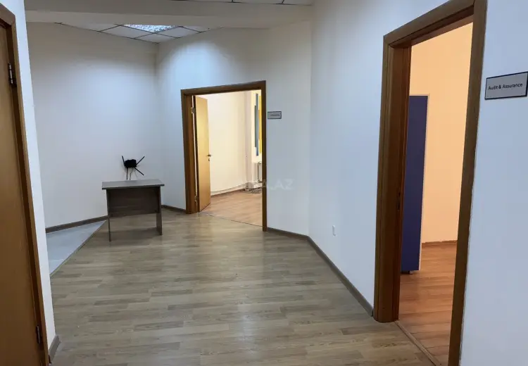 240 m² Obyekt / Ofis Kirayə (aylıq), Nəsimi, Bakı