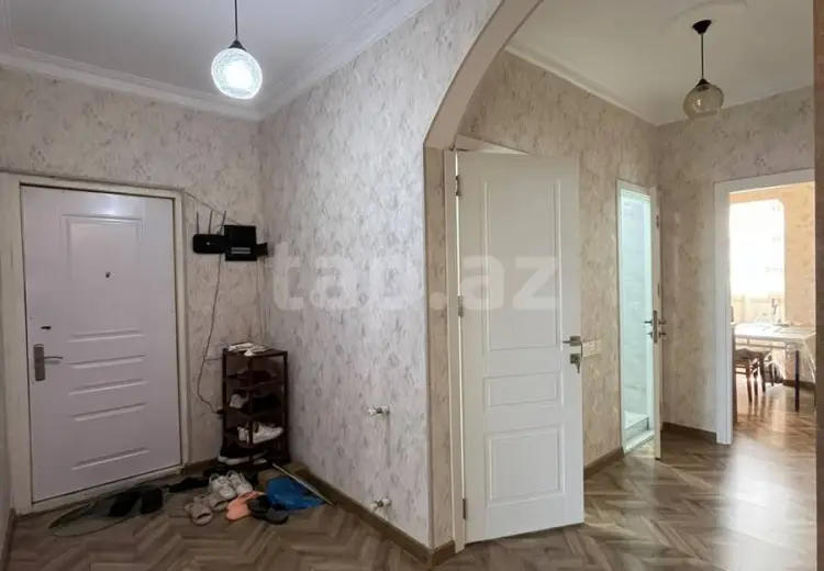 4 otaqlı mənzil , Bakı