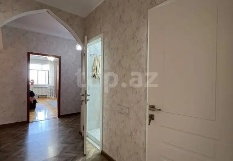 4 otaqlı mənzil , Bakı