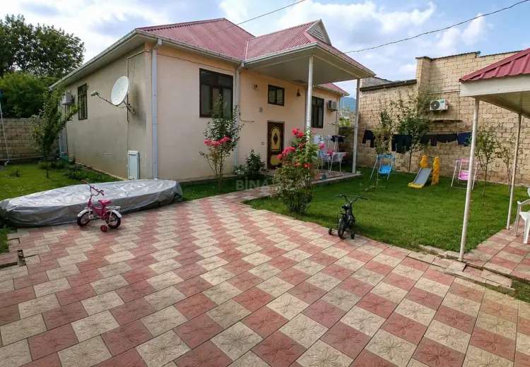 4 otaqlı mənzil Satılır, Qəbələ