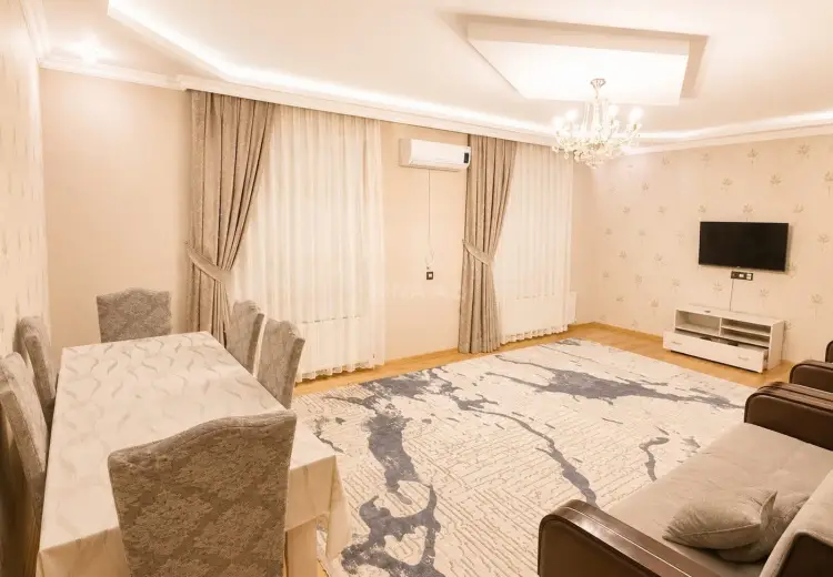 4 otaqlı mənzil Satılır, Qəbələ