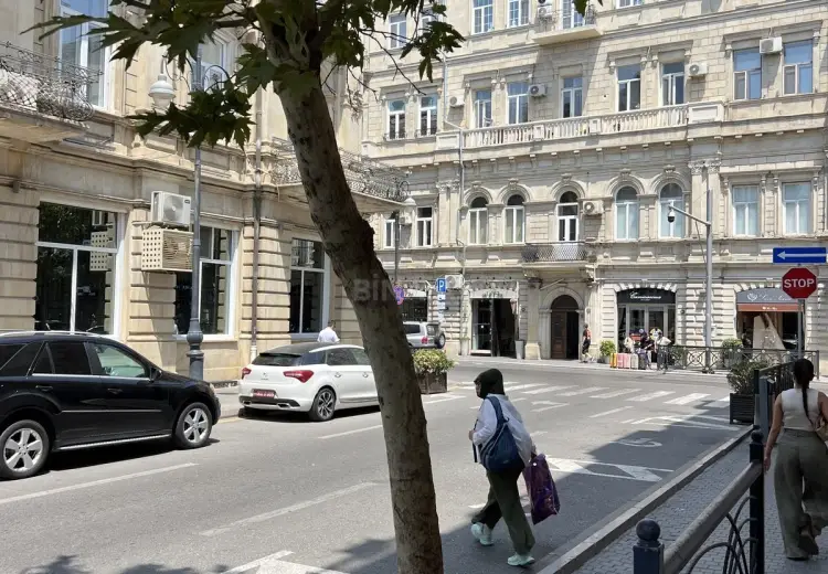 10 m² Obyekt / Ofis Kirayə (aylıq), Səbail, Bakı