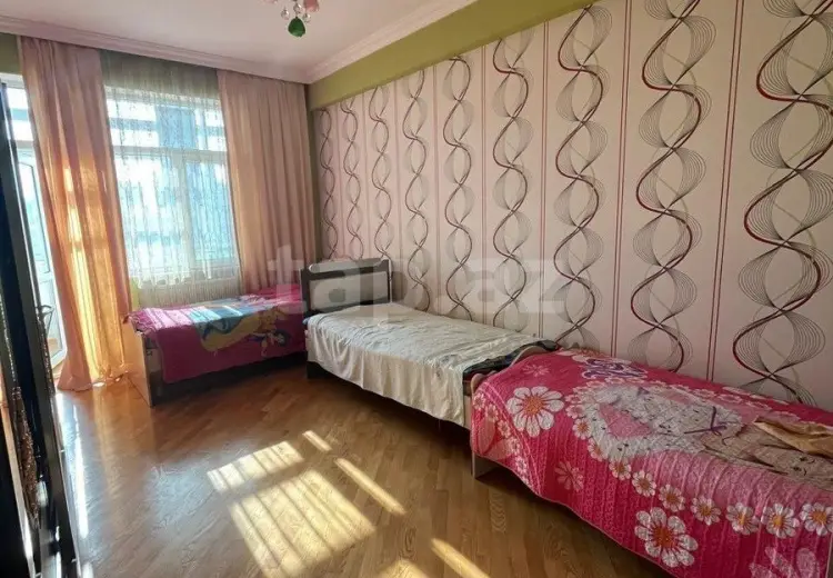 3 otaqlı mənzil , Nəsimi, Bakı