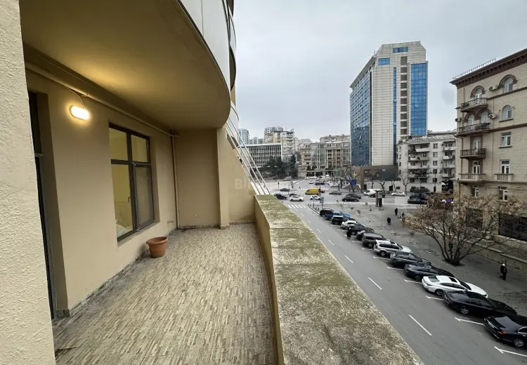 225 m² Obyekt / Ofis Kirayə (aylıq), Yasamal, Bakı