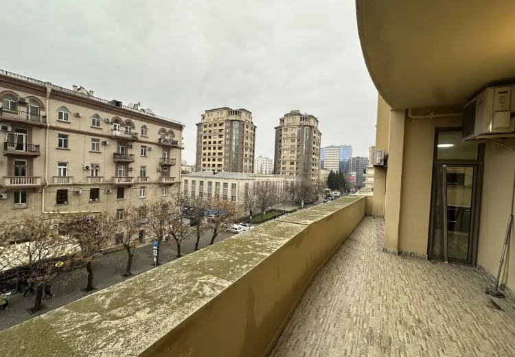 225 m² Obyekt / Ofis Kirayə (aylıq), Yasamal, Bakı