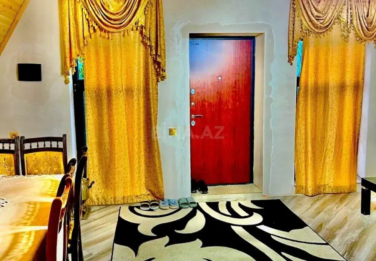 3 otaqlı mənzil Satılır, Quba