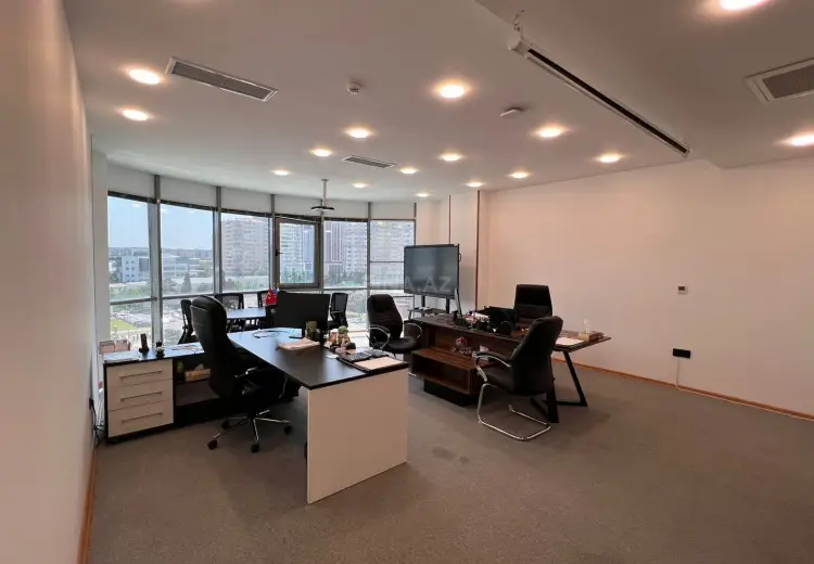 184 m² Obyekt / Ofis Satılır, Xətai, Bakı