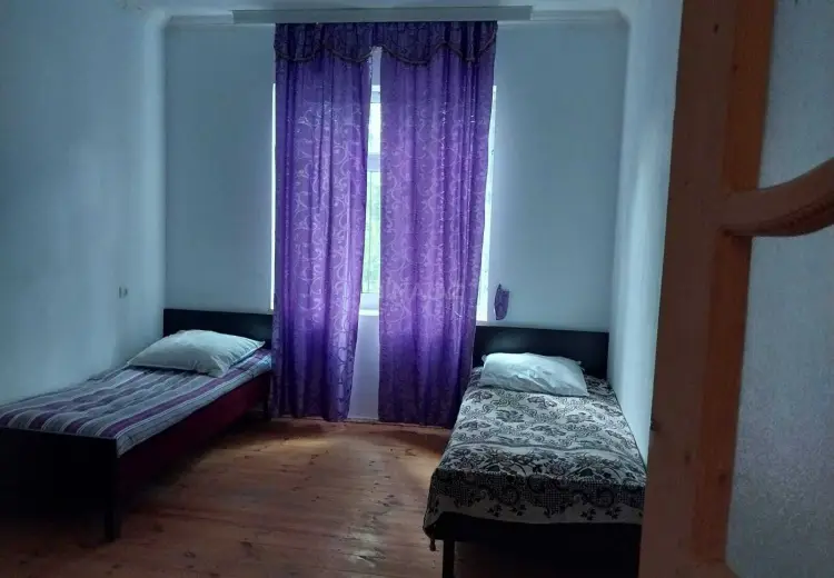 7 otaqlı mənzil Satılır, Qəbələ