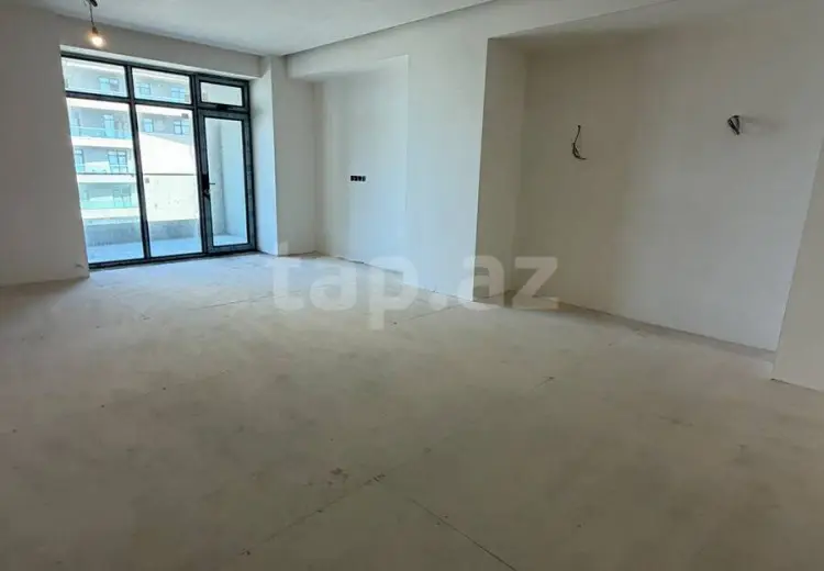 4 otaqlı mənzil , Bakı