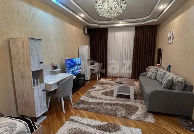 3 otaqlı mənzil , Bakı