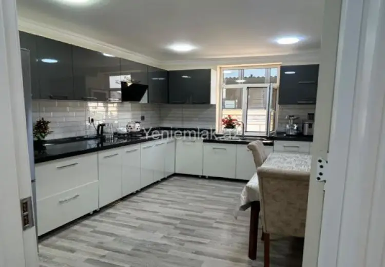 5 otaqlı mənzil Satılır, Sumqayıt