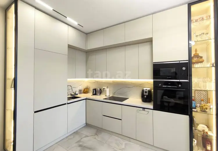 3 otaqlı mənzil , Bakı