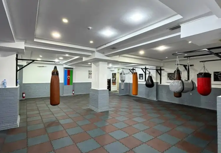 220 m² Obyekt / Ofis Satılır, Binəqədi, Bakı