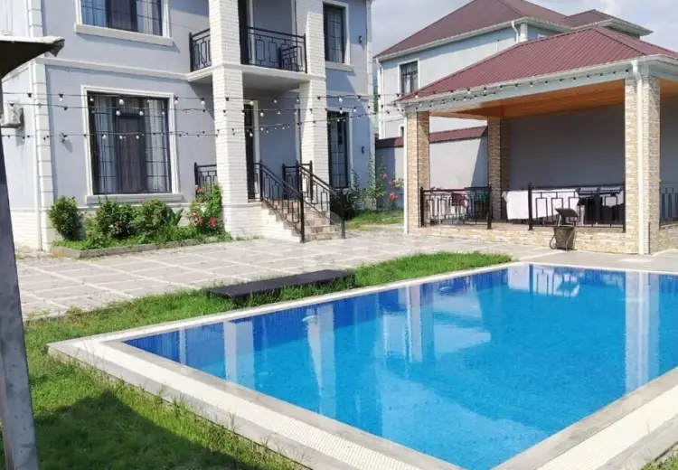 4 otaqlı mənzil , Qəbələ