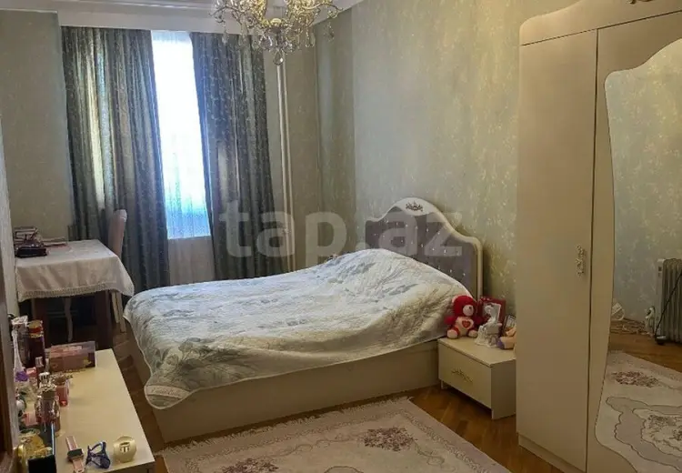 4 otaqlı mənzil , Bakı