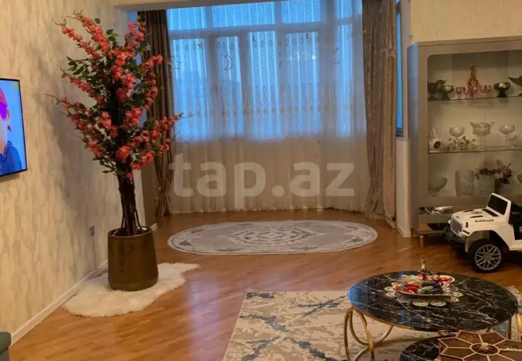 3 otaqlı mənzil , Bakı