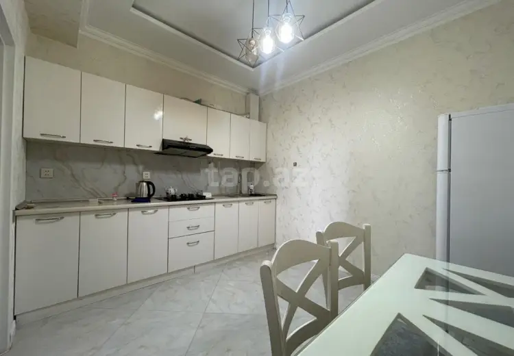 3 otaqlı mənzil Kirayə (aylıq), 8-ci kilometr, Nizami, Bakı