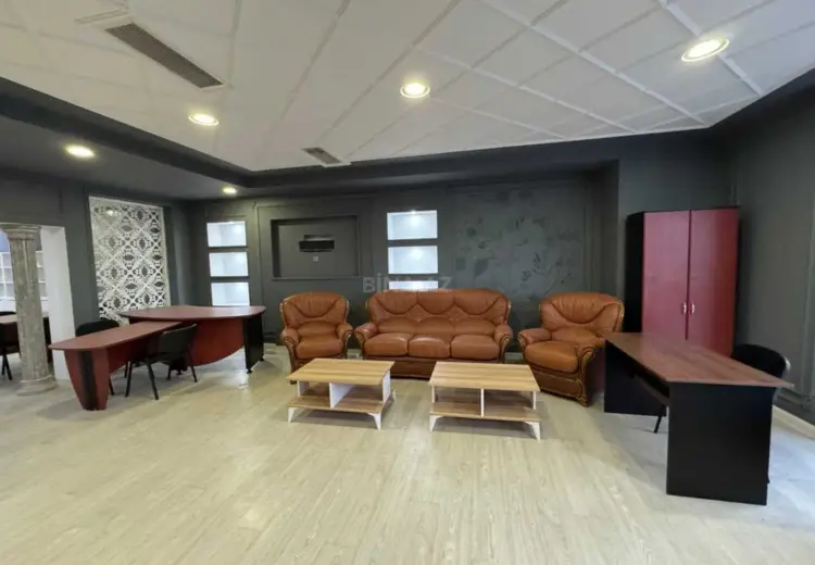 252 m² Obyekt / Ofis Satılır, Xətai, Bakı