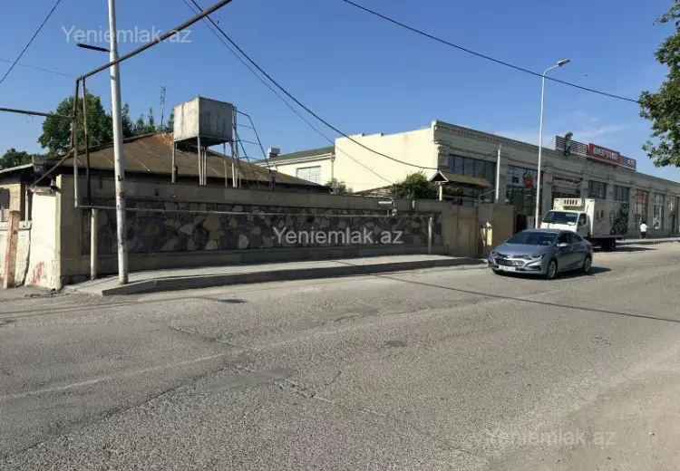 120 m² Obyekt / Ofis Satılır, Bərdə