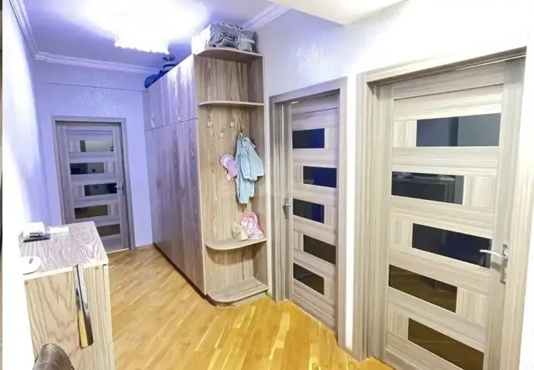 3 otaqlı mənzil Satılır, Beyləqan