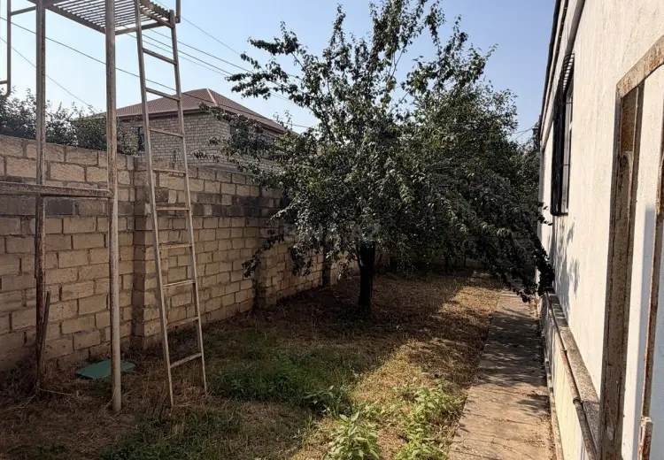 4 otaqlı mənzil Satılır, Quba