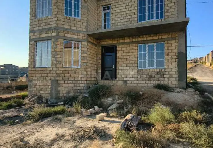 4 otaqlı mənzil Satılır, Badamdar qəs., Səbail, Bakı
