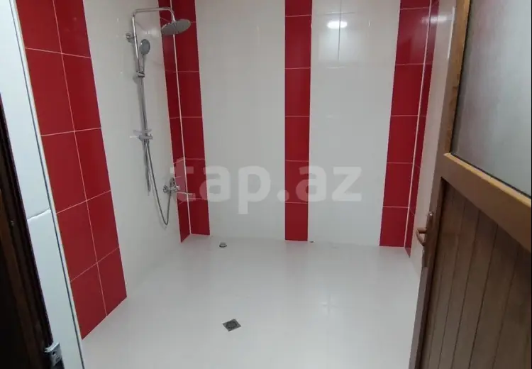 9 otaqlı mənzil , Zaqatala