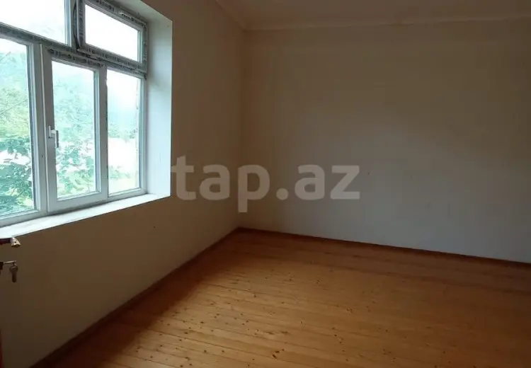 3 otaqlı mənzil , Qax