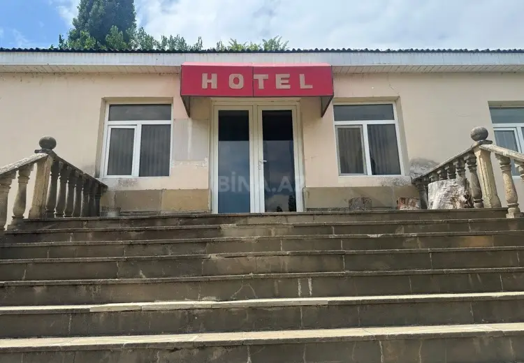 338 m² Obyekt / Ofis Satılır, Yardımlı