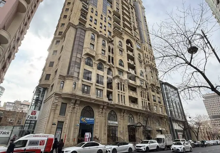 4 otaqlı mənzil , Nəsimi, Bakı