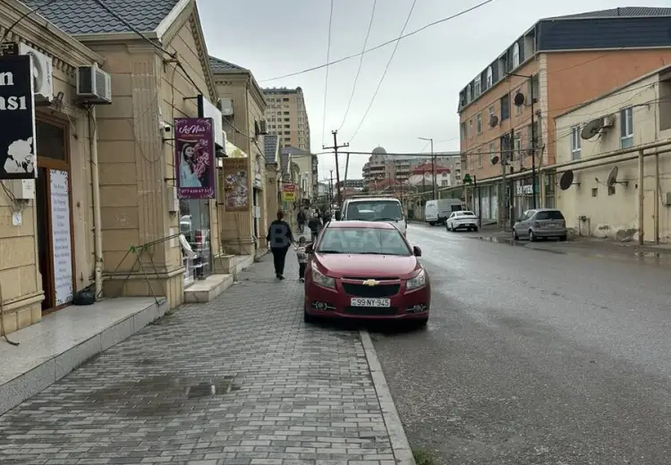 18 m² Obyekt / Ofis Satılır, Xırdalan