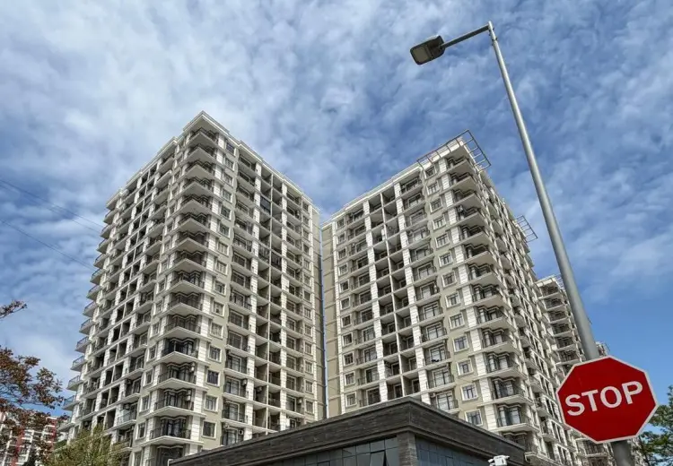 4 otaqlı mənzil , Bakı