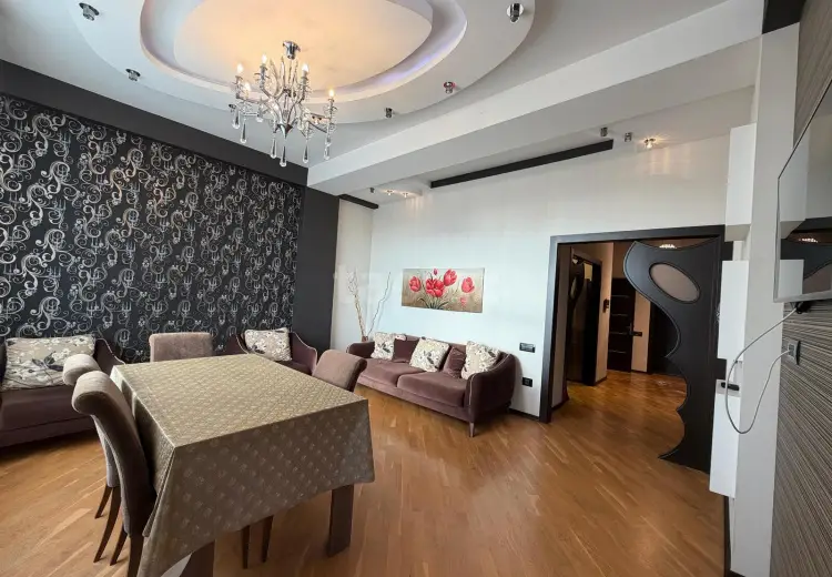 3 otaqlı mənzil , Bakı